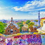 Barcelona,Spanien,Park Güell. Fanrastic-Ansicht der berühmten Bank in Park Guell in Barcelona,berühmtes und extrem beliebtes Reiseziel in Europa.