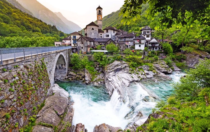 Lavertezzo im Verzascatal, Tessin, Schweiz