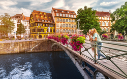 3. Tag, Sa.: Traumhaft: Die Elsässische Weinstraße mit Colmar und Weinprobe 1