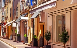 5. Tag:  St. Tropez 2
